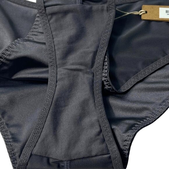 SKIMS Stretch Satin Scoop Neck Bralette + Cheeky Tanga Armor 4X - Picture 11 of 16